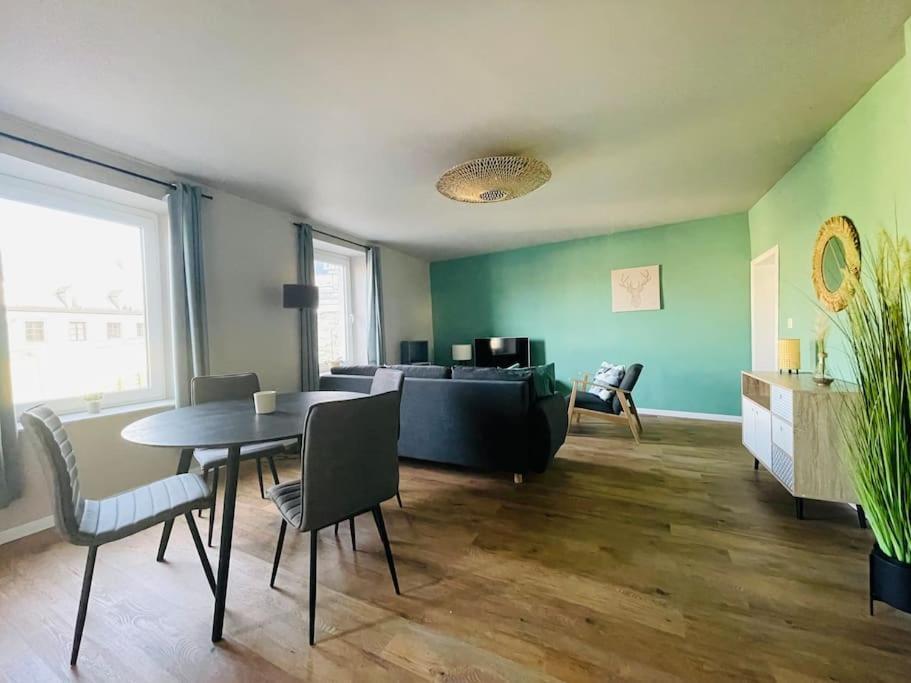 Appartement Cosy Au Centre De Beauraing Dış mekan fotoğraf
